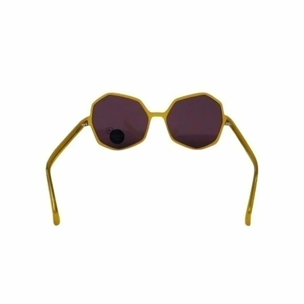 KOMONO Bonnie Milky Honey Sunglasses NEW yellow gold geometric UV400